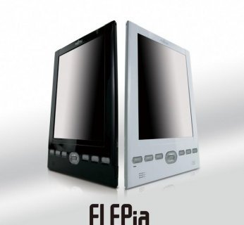 Fujitsu FLEPia waży 385 gramów i mierzy zaledwie 12,5 milimetra grubości
