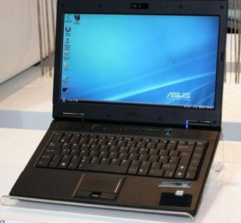 Obydwa notebooki dostępne będą z możliwością wyboru między licznymi wersjami systemu Windows Vista (Asus P80)