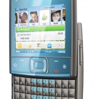 Nokia X5-01 dostępna będzie w kolorach: niebieskim, różowym, zielonym, fioletowym i czarnym