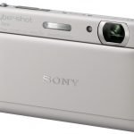 Sony Cyber-shot DSC-TX55 to bardzo poręczny i niezwykle szykowny aparat.