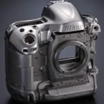 Obudowa Nikona D4 jest wykonana ze stopu magnezowego – w stosunku do poprzedniego modelu D3s jest on o pięć procent lżejszy.