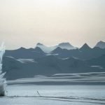 Inżynierowie z Brytyjskiego Centrum Badań Antarktydy na trzy dni przetransportują sprzęt nad jezioro podlodowe, gdzie za pomocą tzw. gorącego wiertła do stopienia grubej warstwy lodu, wywiercą 3,5-kilometrowy otwór, aby wydobyć próbki wody z jeziora