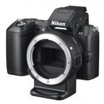 Nikon 1 V2: za pośrednictwem adaptera FT1 można do niego podłączać obiektywy od lustrzanek Nikona!