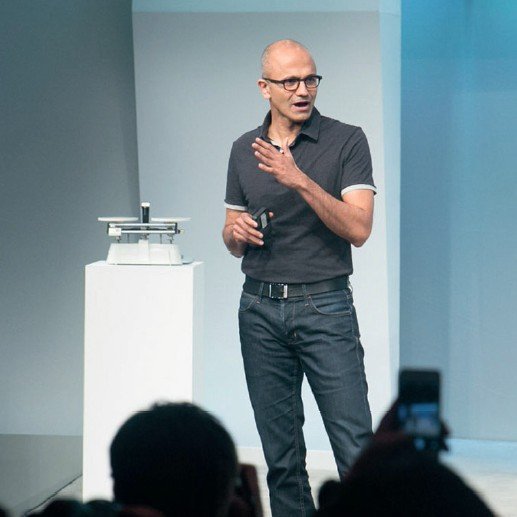 Microsoft: tworzy trendy czy goni świat?