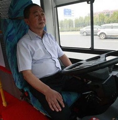 Autonomiczny autobus to już rzeczywistość w Chinach