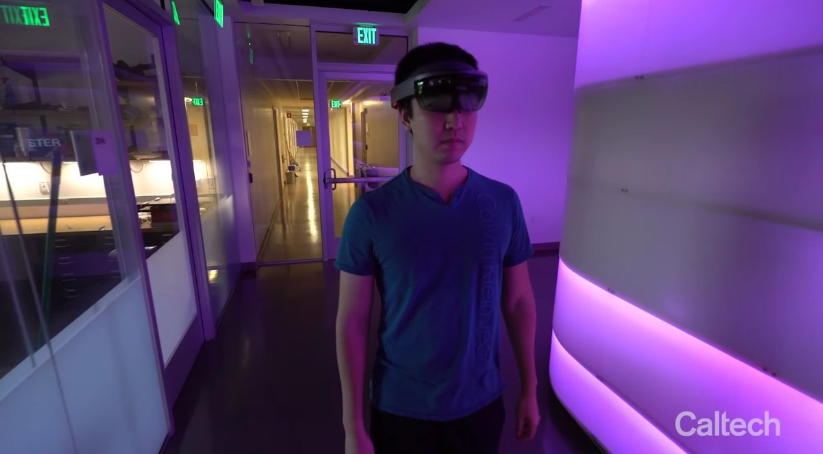 HoloLens zastąpią psich przewodników dla osób niewidomych?