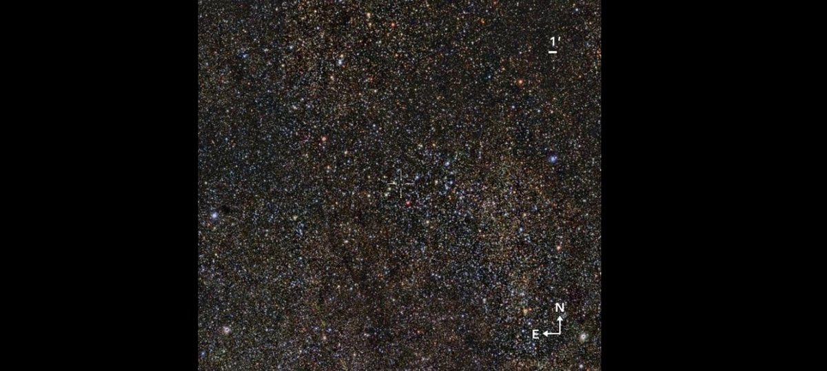 Tuż przed naszymi teleskopami ukrywała się niezwykła gromada gwiazd