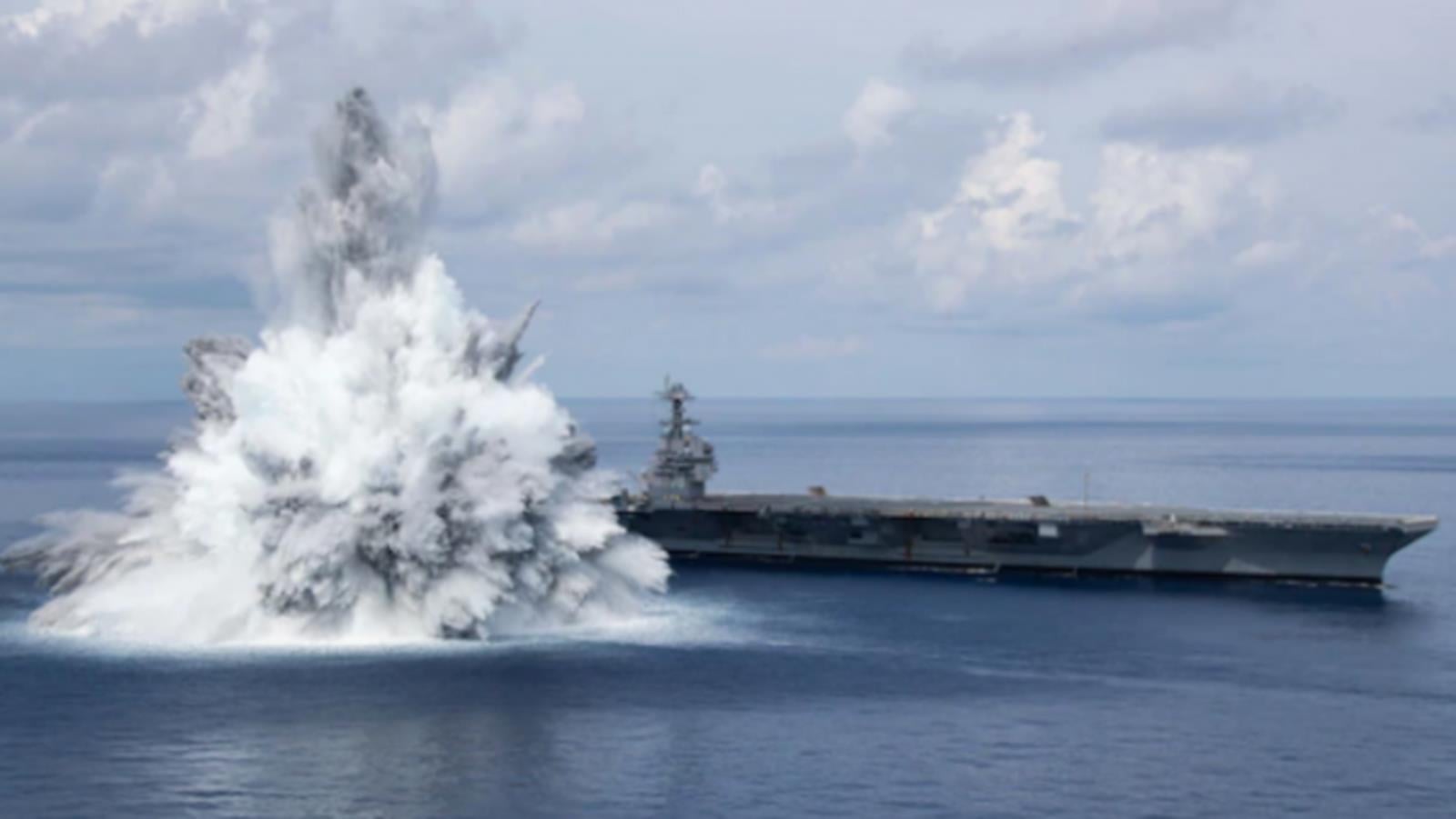 Lotniskowiec USS Gerald R. Ford podczas prób