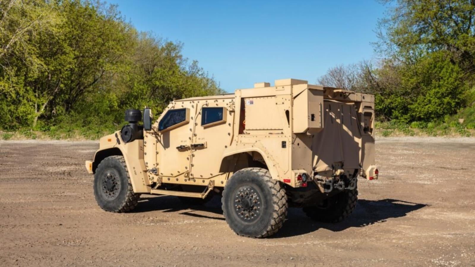 Wojskowy pojazd JLTV, eJLTV od Oshkosh Defense, Oshkosh Defense JLTV