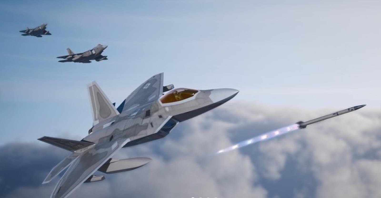 Amerykański myśliwiec F-22 Raptor to pogromca samolotów, Amerykański myśliwiec F-22 Raptor, F-22 Raptor