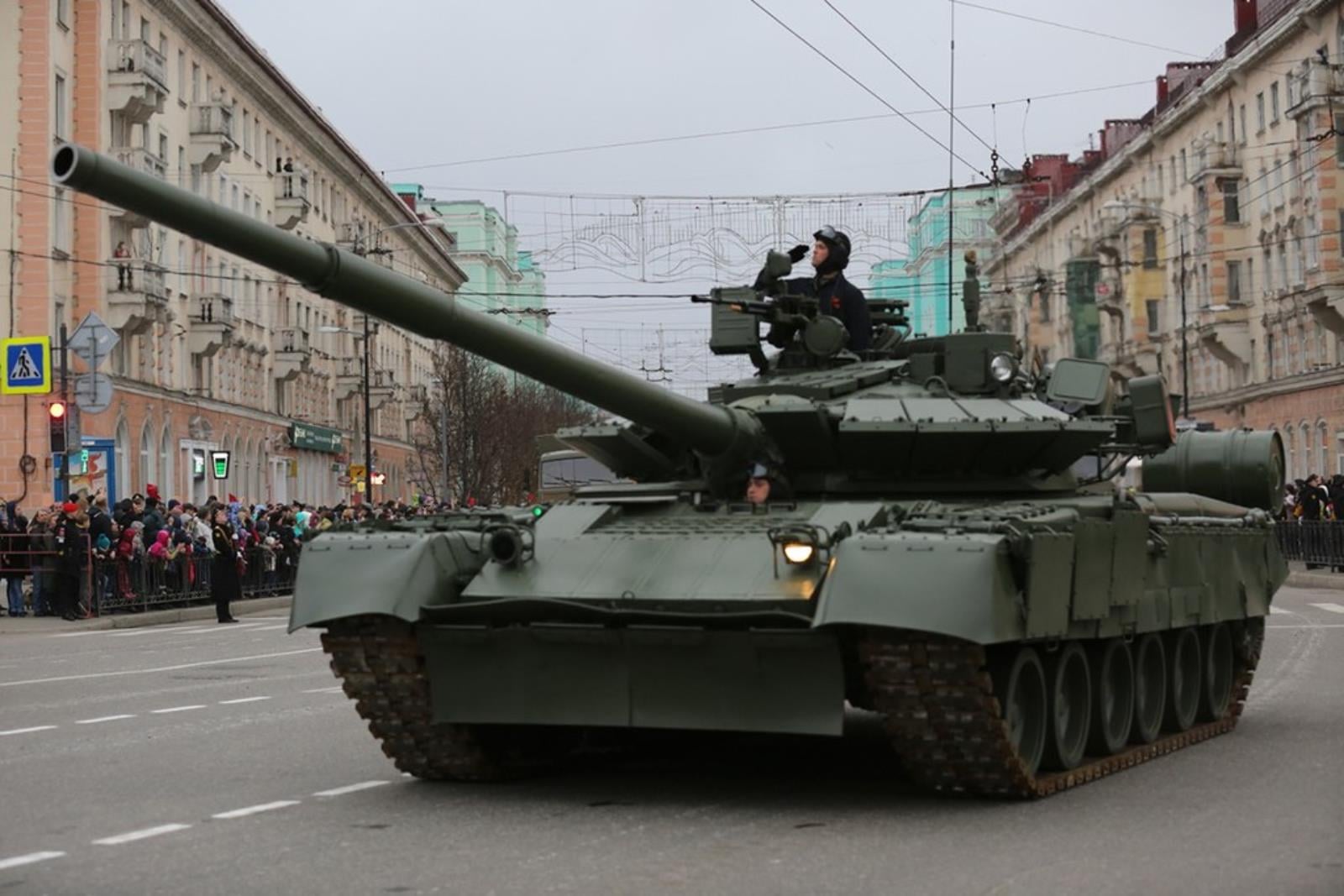 Rosyjskie czołgi T-80BVM, T-72B zniszczone, T-80B