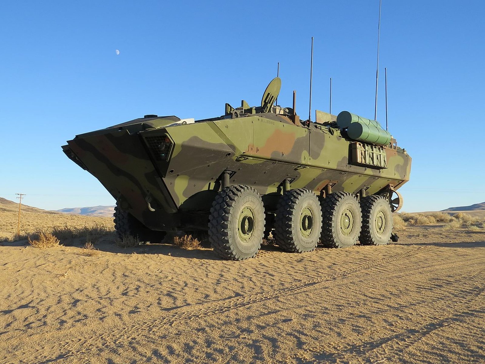 Nowy wóz bojowy dla marines, amerykański ACV-30 w wersji z wieżą RT20