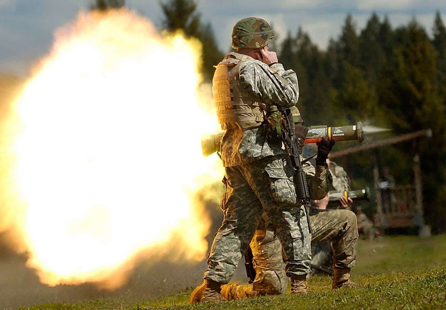 Ręczna broń przeciwpancerna AT-4