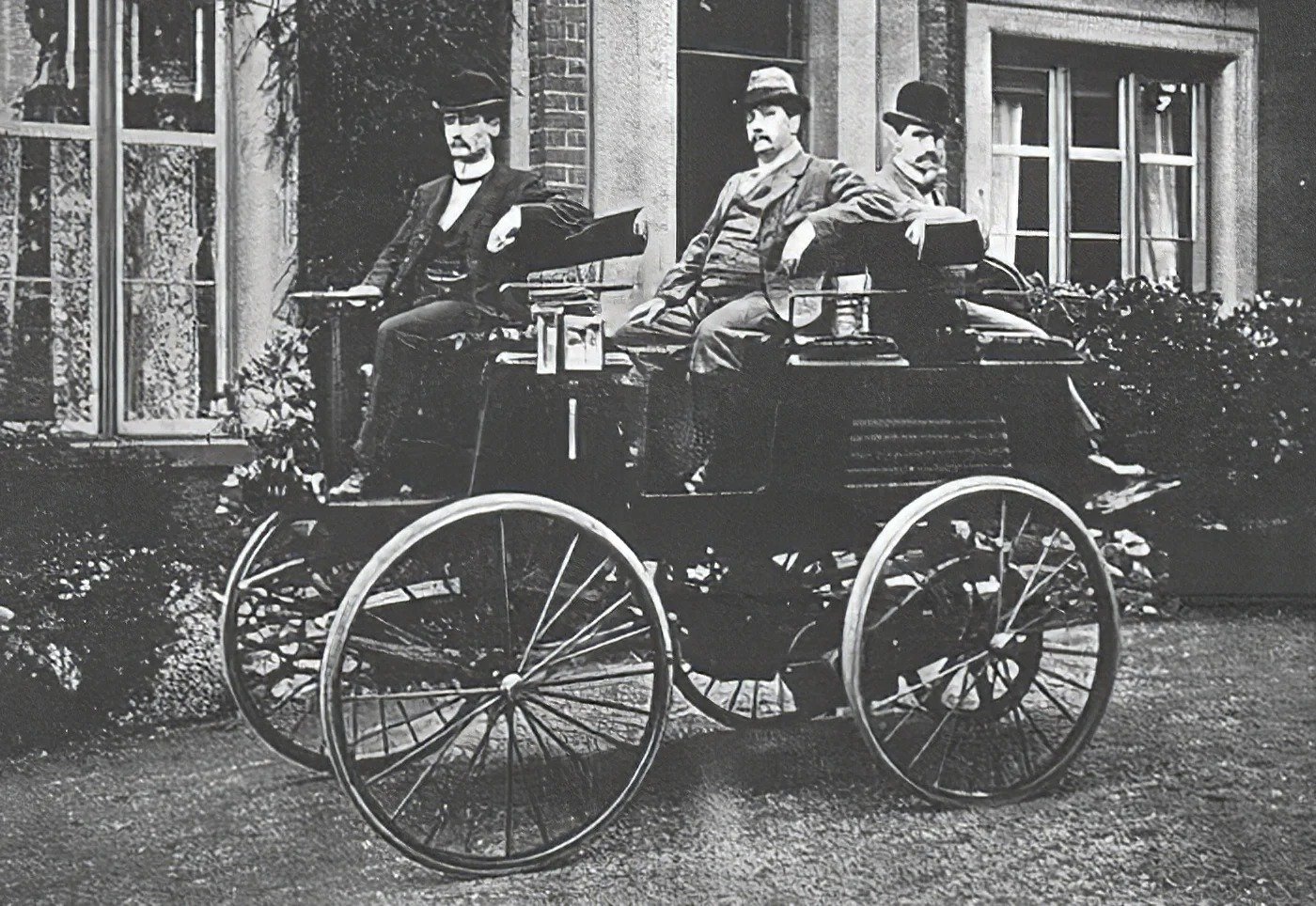 Pojazd elektryczny Thomasa Parkera, 1895