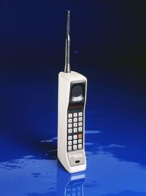 Rewolucyjna Motorola DynaTAC 8000X