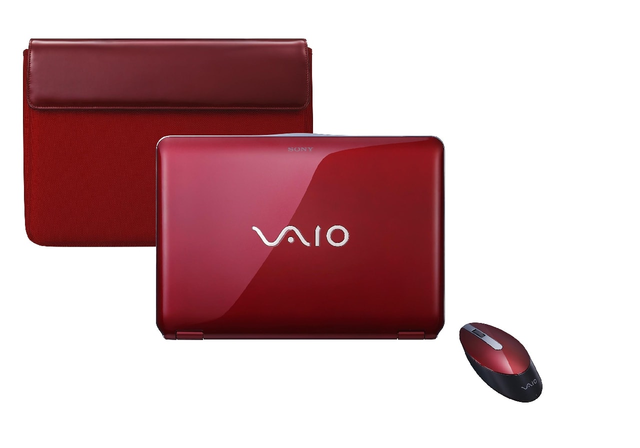 Wszystkim elementom notebooka CS11, od obudowy przez wsporniki na nadgarstki po widoczne powierzchnie wewnętrzne nadano przyciągającą uwagę kolorystykę