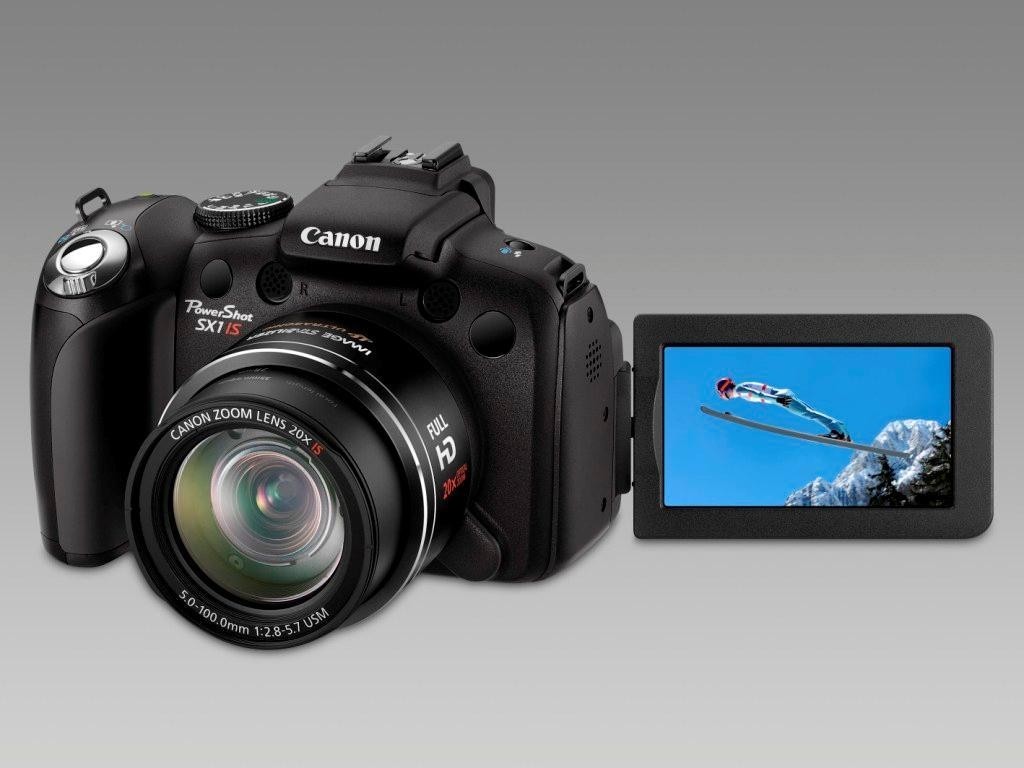 Nowy aparat Sony powinien być znakomitym konkurentem widocznego na zdjęciu Canona SX1