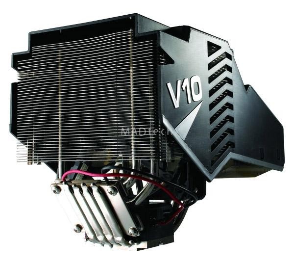 Hybrydowa konstrukcja Cooler Master V10, według producenta, potrafi rozproszyć ogromne ilości energii cieplnej