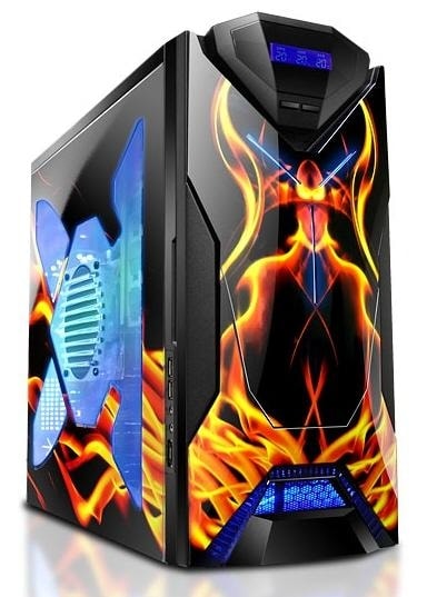 Oprócz 120-milimetrowego wentylatora, chłodzenie zapewnia system wodnego chłodzenia firmy Asetek