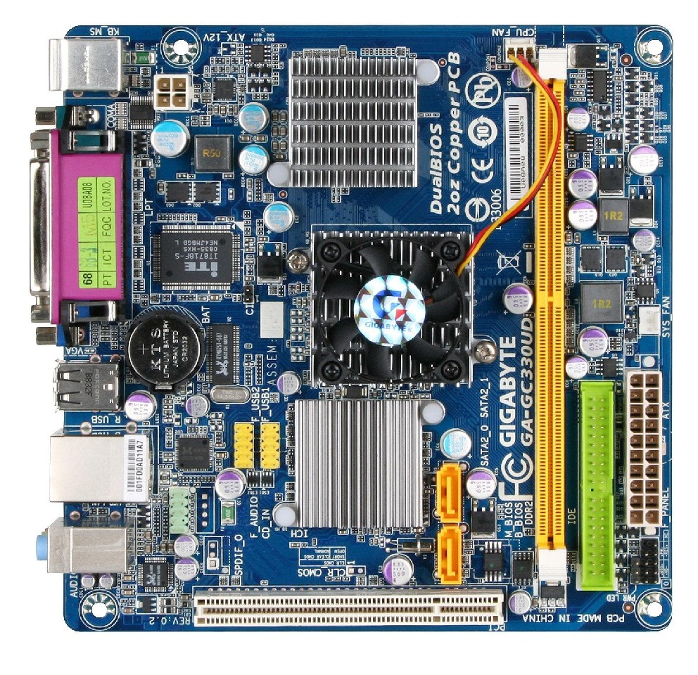 GA-GC330UD została wyposażona w zintegrowany procesor Intel Atom Dual-Core 330