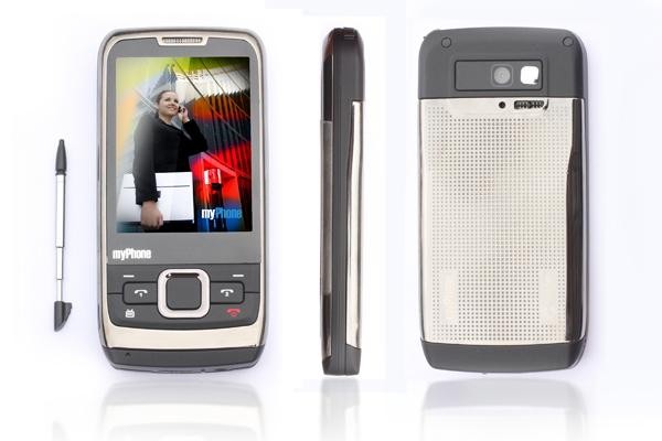myPhone 8850TV, jak większość modeli tej marki umożliwia korzystanie z dwóch kart SIM jednocześnie
