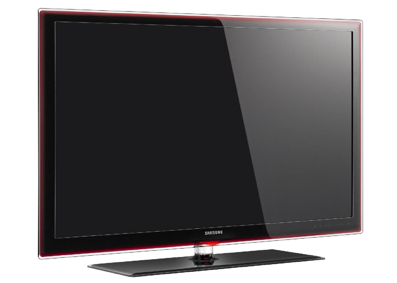 Smukła bryła nowych telewizorów Samsung LED TV serii 7000 jest dodatkowo podkreślona wzornictwem Touch of Color