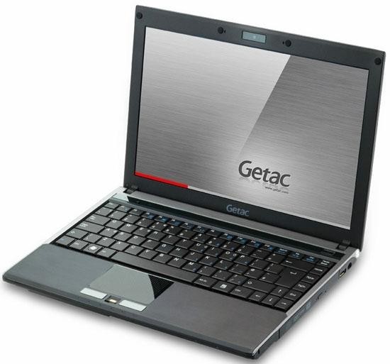 Notebook Getac 9213 jest dosyć lekki - waży niespełna 1,7 kilograma
