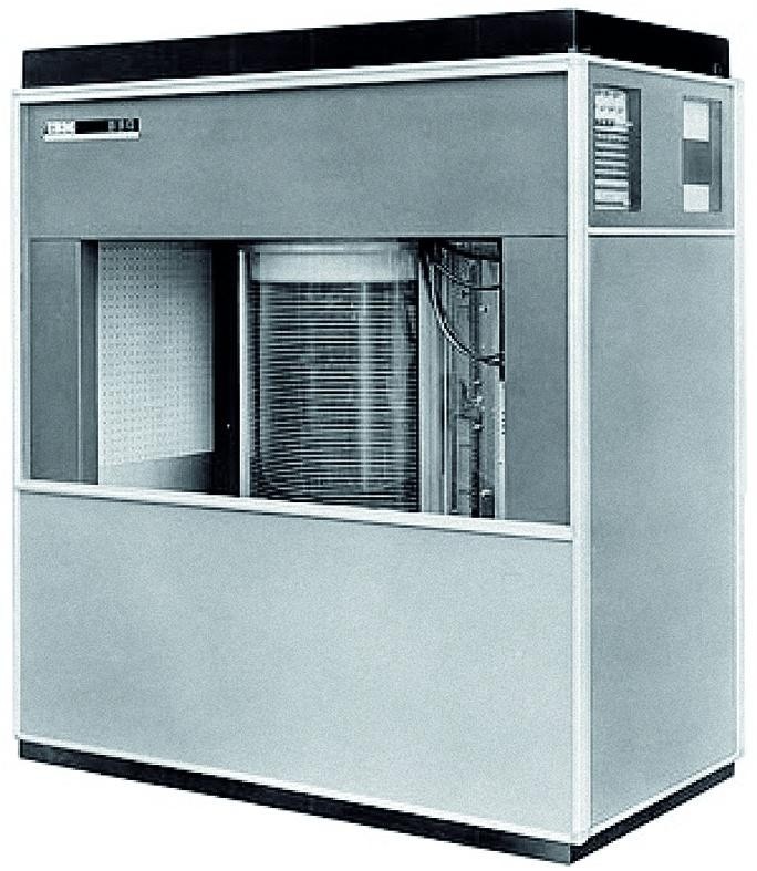 Pierwszy dysk twardy świata - IBM 350