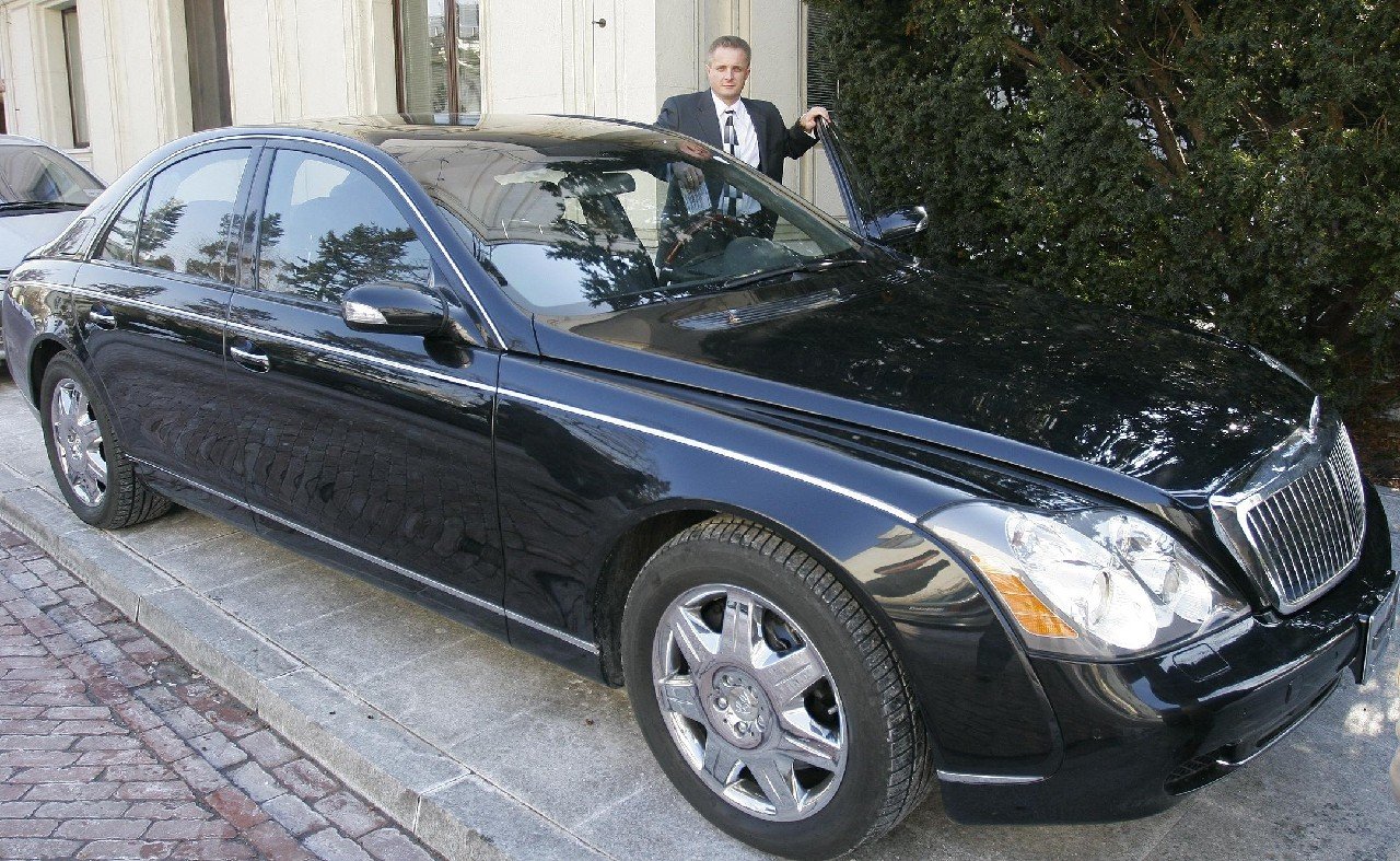 Luksusowy maybach to tylko jeden z samochodów byłego posła Samoobrony, lecz wart znacznie więcej niż to, co Misztal zapłacił w związku z aferą w Inter Cemencie.