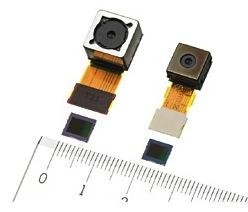 16,41-megapikselowy czujnik CMOS po lewej oraz 8,13-megapikselowy sensor po prawej