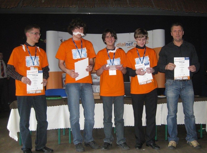 “Miś” i “CK Wodzowie” – zwycięzcami krakowskiego półfinału DialNet Masters