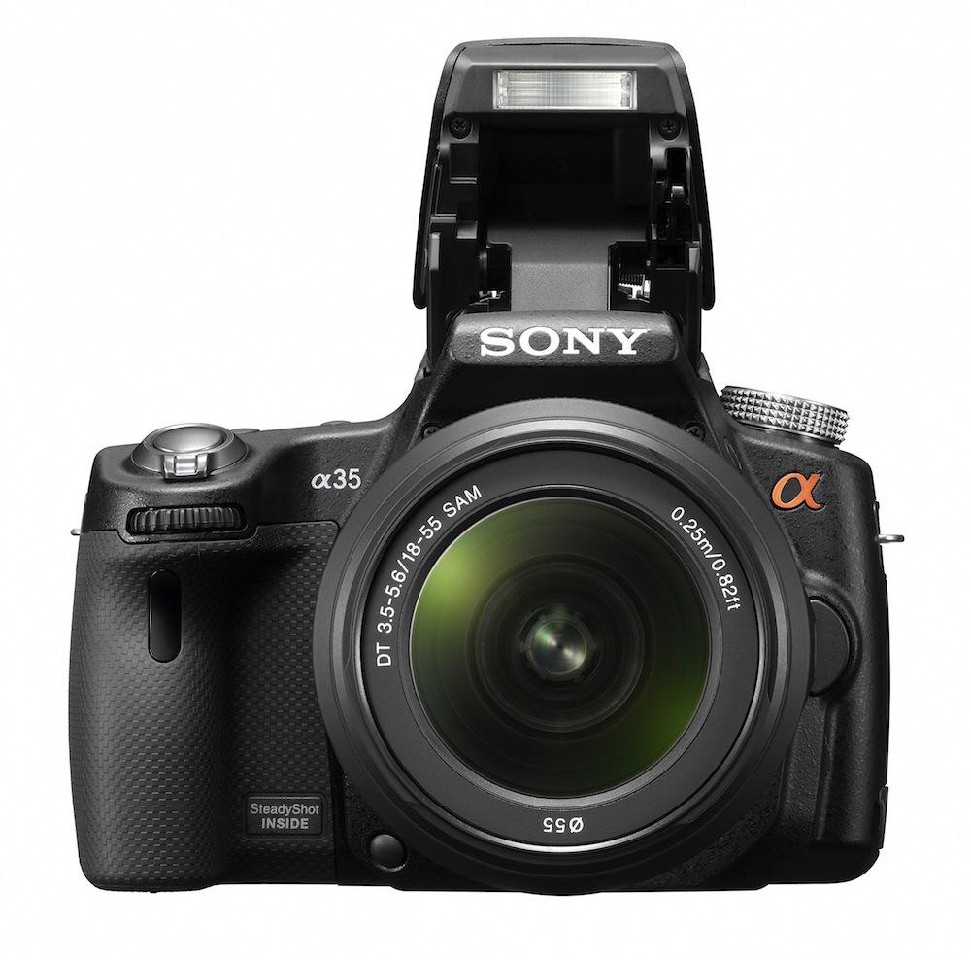 Sony A35: matryca APS-C, filmy Full HD i zdjęcia seryjne 5,5 fps-ów
