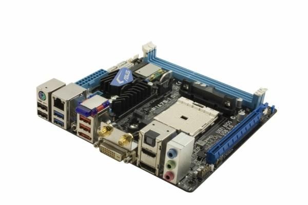 Płyta mini-ITX dla procesorów AMD Llano