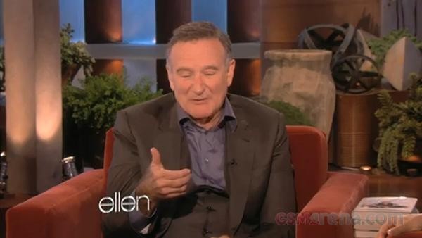 Robin Williams parodiuje Siri – Live your life, you idiot!