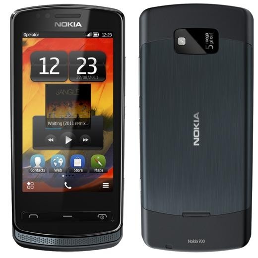 Cieniutka Nokia 700 w sam raz na Gwiazdkę