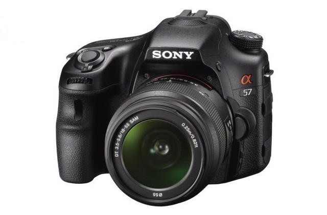 Sony α57 z półprzezroczystym lustrem robi zdjęcia w tempie 12 kl./s