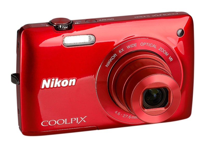 Nikon Coolpix S4300 – tani Nikon z ekranem dotykowym