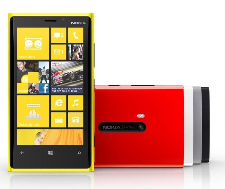 Lumia 920 już jest! Ekran HD, Snapdragon S4, aparat PureView i Windows Phone 8!