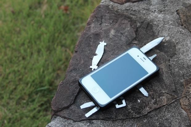 Obudowa TaskOne zmieni iPhone w szwajcarski scyzoryk
