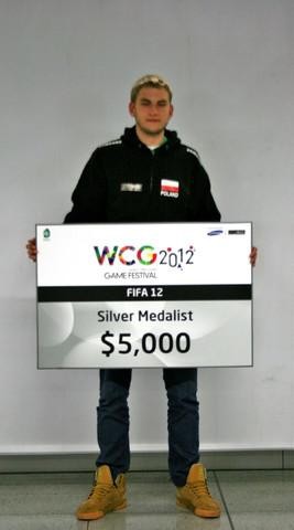 Polak wicemistrzem świata na zawodach World Cyber Games 2012 w Chinach