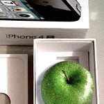 Kupiła dwa iPhone’y 5, w pudełkach znalazła dwa… jabłka