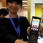 Znamy specyfikację smartfona Samsunga z klapką i Androidem