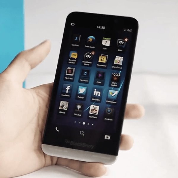 BlackBerry Z30 z 5-calowym ekranem HD