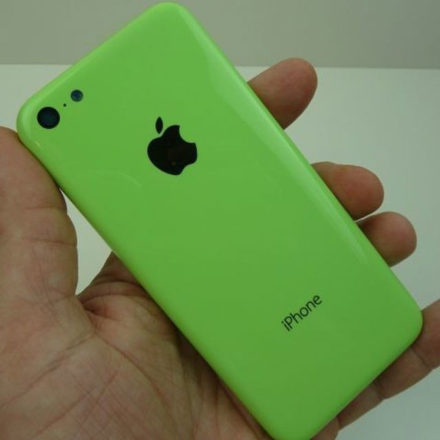 Dwa nowe iPhone’y: do wyboru, do koloru