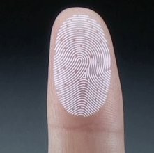 Skaner odcisków palców w iPhone 5S: prezent dla NSA?