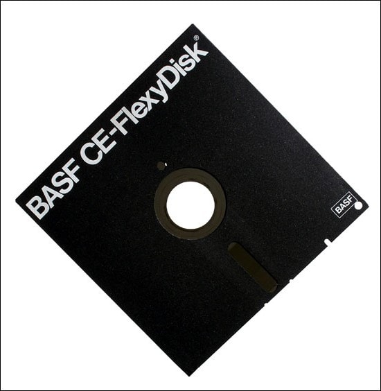 Dokładnie 35 lat temu miał miejsce pierwszy atak ransomware. Poprzez… dyskietkę