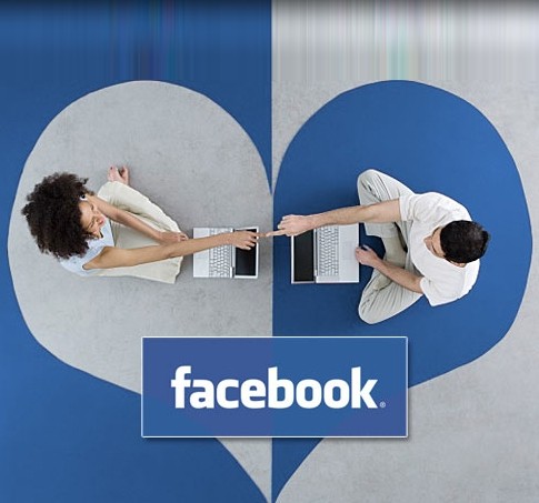 Jak kochamy na Facebooku?