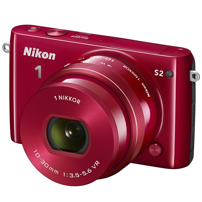 Nikon 1 S2: szybki jak Uzi, za śmiesznie niską cenę
