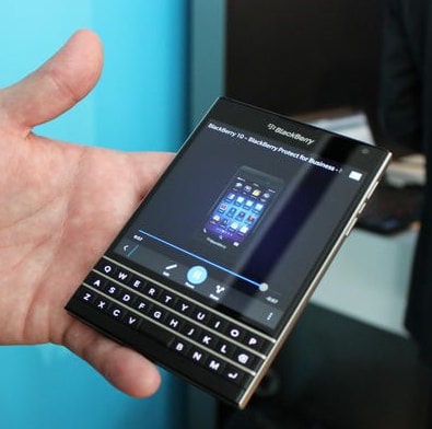 Nieoficjalna specyfikacja kwadratowego smartfonu Blackberry