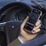 Vertu for Bentley – absurdalnie drogi smartfon dla fanów marki